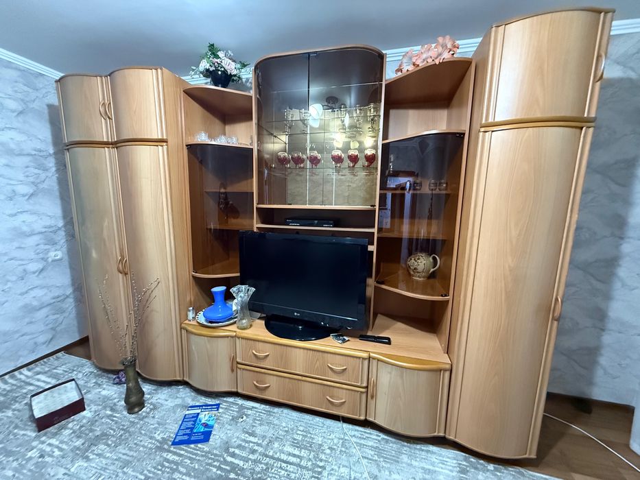Продам спальный гарнитур