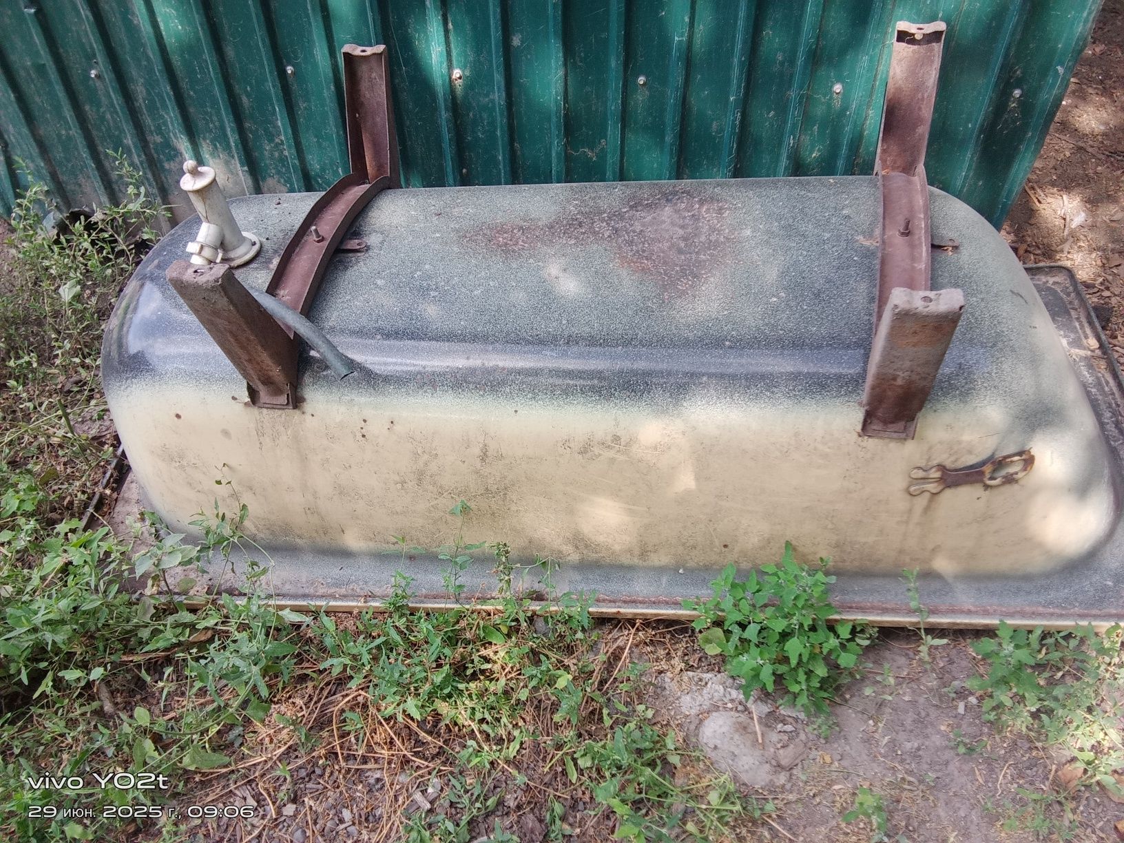 Продам ванную советскую.
