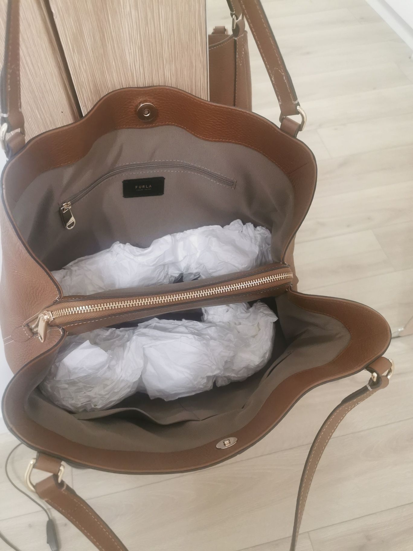 Сумка тоут Furla Dafne
