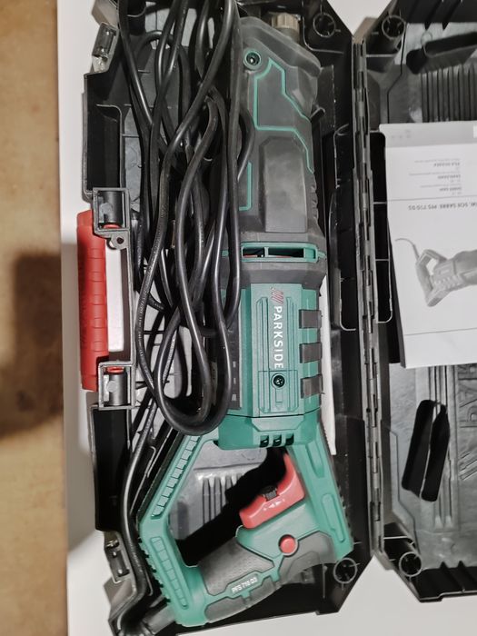 Fierăstrău sabie Parkside