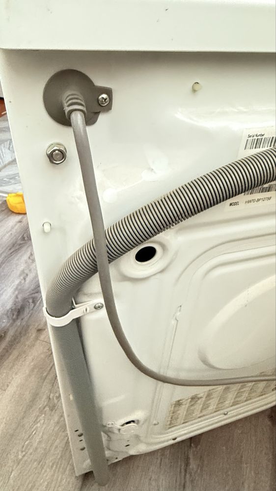 Продаю стиральную машину Haier 7 kg