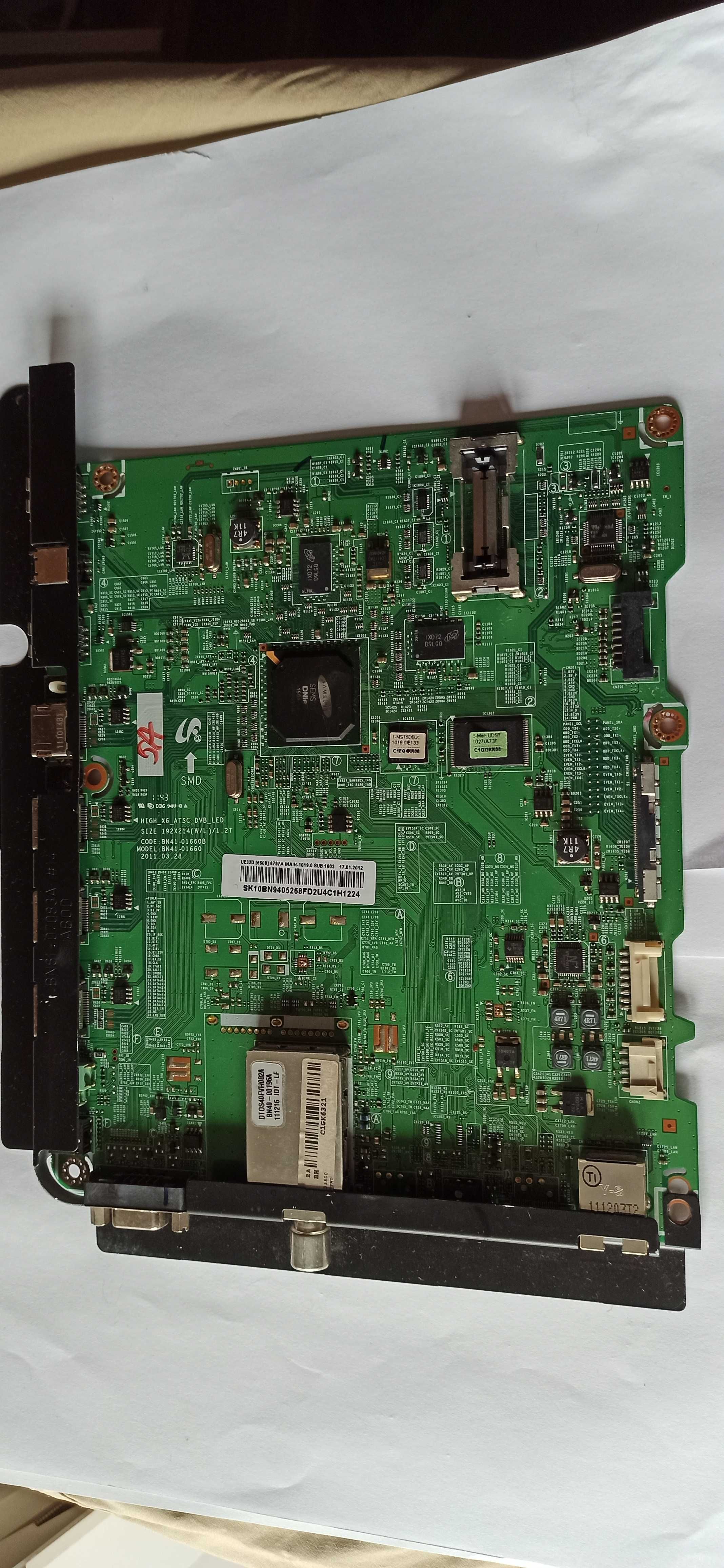 Reparatii TV Samsung model UE40D5500/5700 BN41-01660A/B