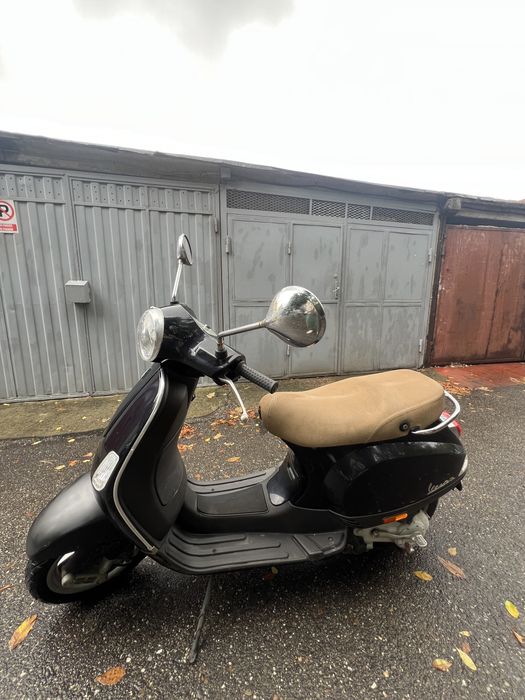 Scuter Vespa Lx 50