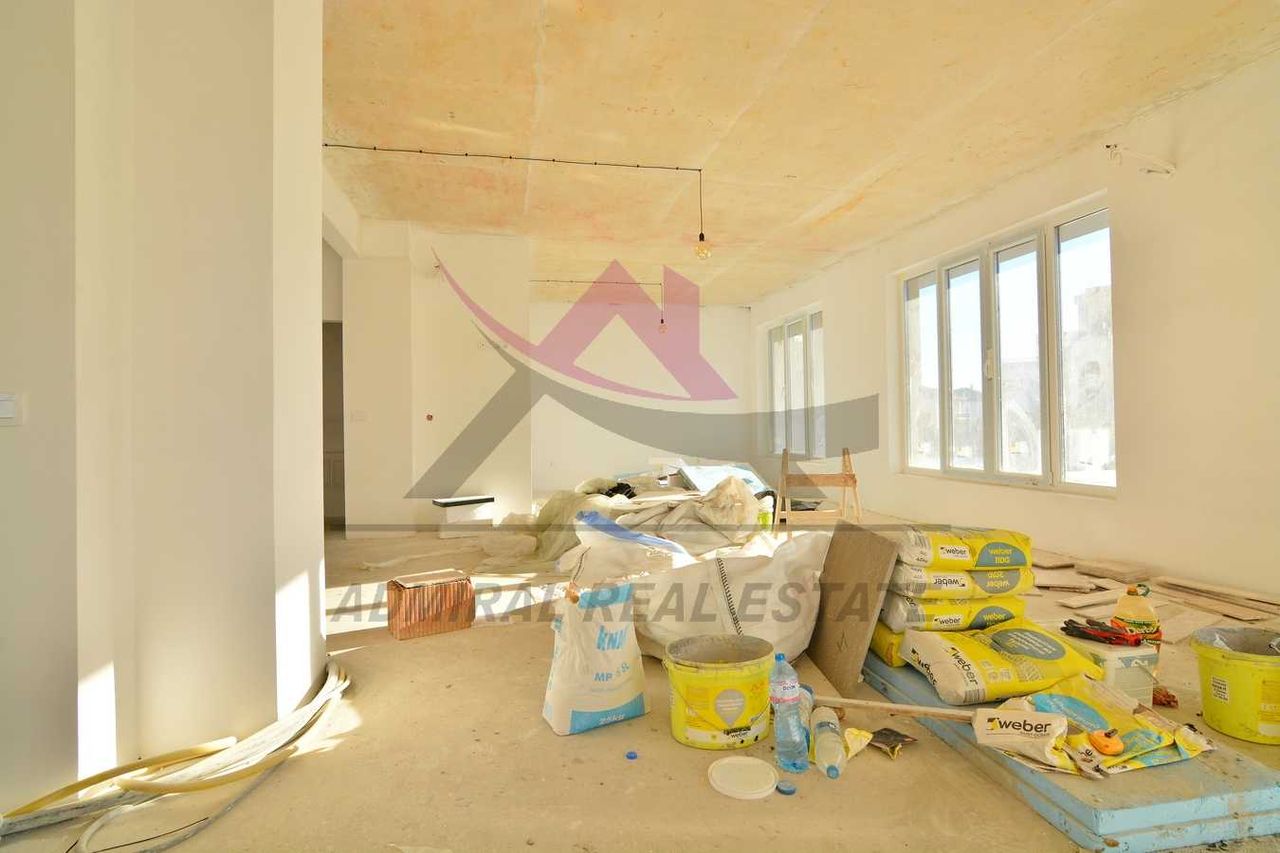 Продава се Къща в Варна, м-т Траката - 279 кв.м за 1685 €/кв.м - Снимка #4