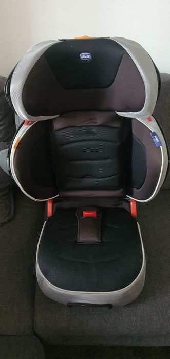 Scaun masina Chicco 3-12 ani I-sofix