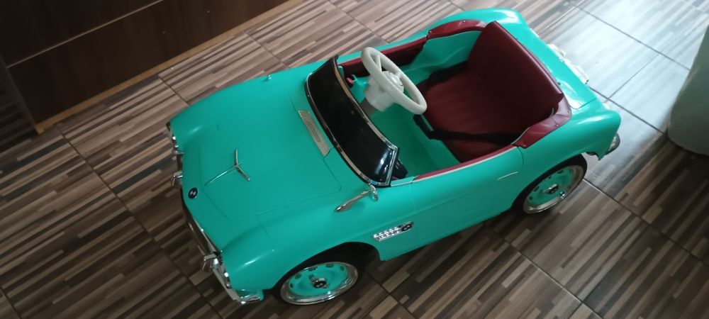 Masinuta electrica pentru copii BMW 507 Retro