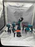 Set scule Matrix Brushless 68V 6.0Ah, 4 piese cu acumulatori – 799 lei