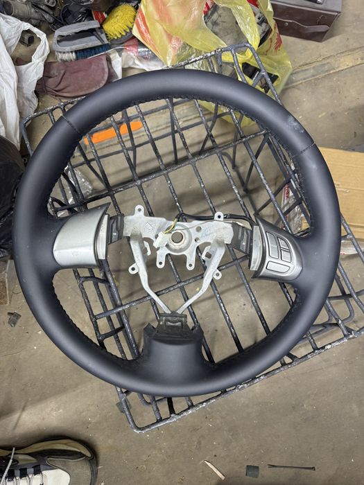 Продам руль от субару легаси бл5