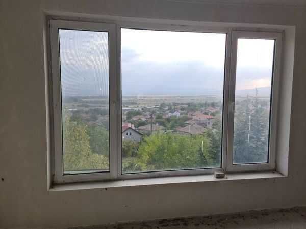 Продава се Къща в Казанлък - 100 кв.м за 842 €/кв.м - Снимка #1