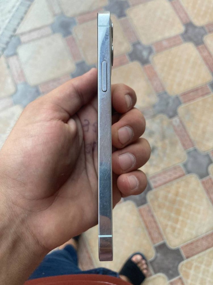 Iphone 12 pro white