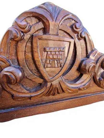 Set mobila de colectie – Eleganță și Rafinamet pentru Casa Ta!