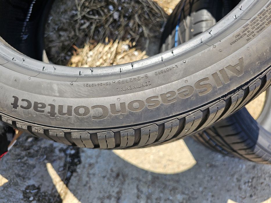 245 40 18 continental all seasson