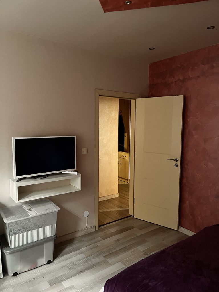 Продава се Тристаен апартамент в Враца, Дъбника - 62 кв.м за 1933 €/кв.м - Снимка #6