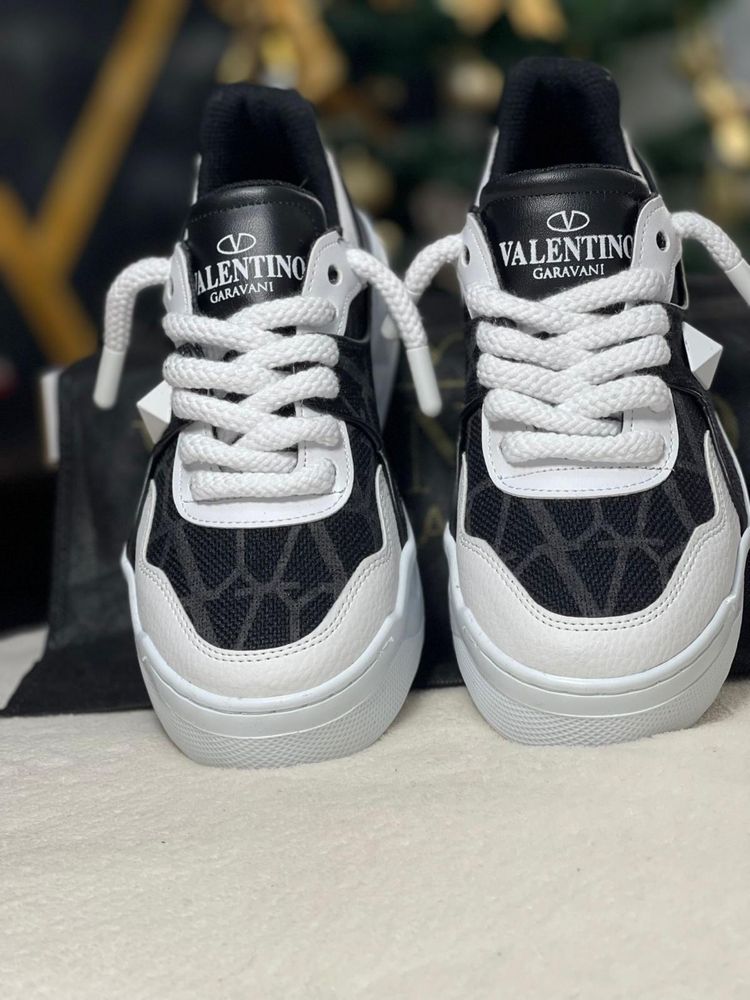 Sneakers Valentino