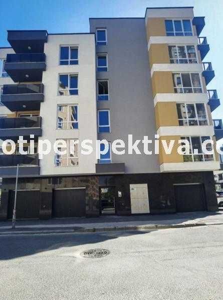 реф.10715 Паркомясто, бул. Южен!