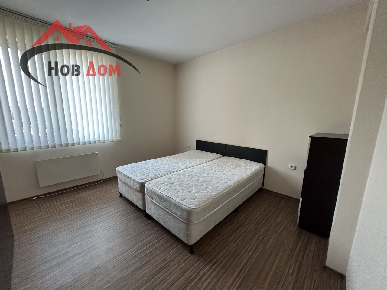 Продава се Тристаен апартамент в Велико Търново, Бузлуджа - 75 кв.м за 1320 €/кв.м - Снимка #2