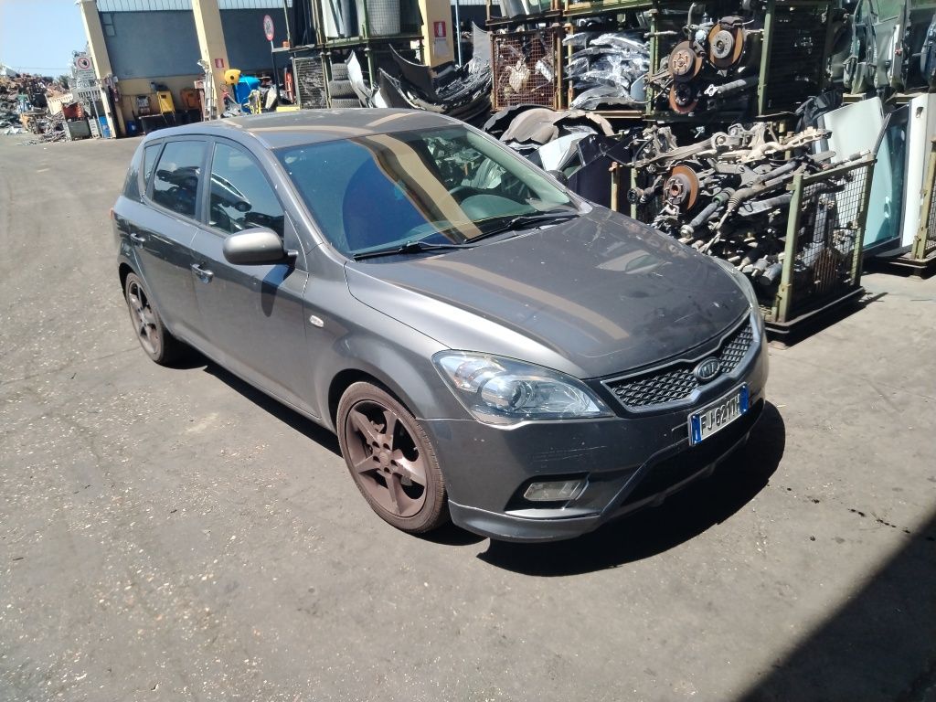 Kia Ceed/Киа Сред 1.6 CRDI