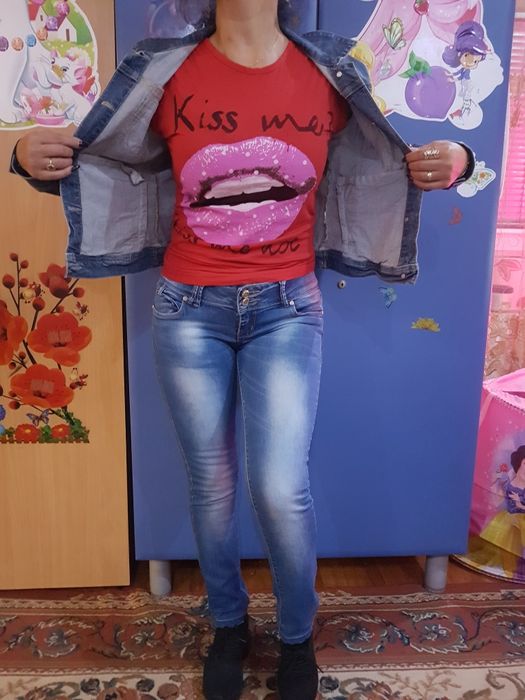 Blugi+tricou +geaca, toate 3 la doar 45 lei