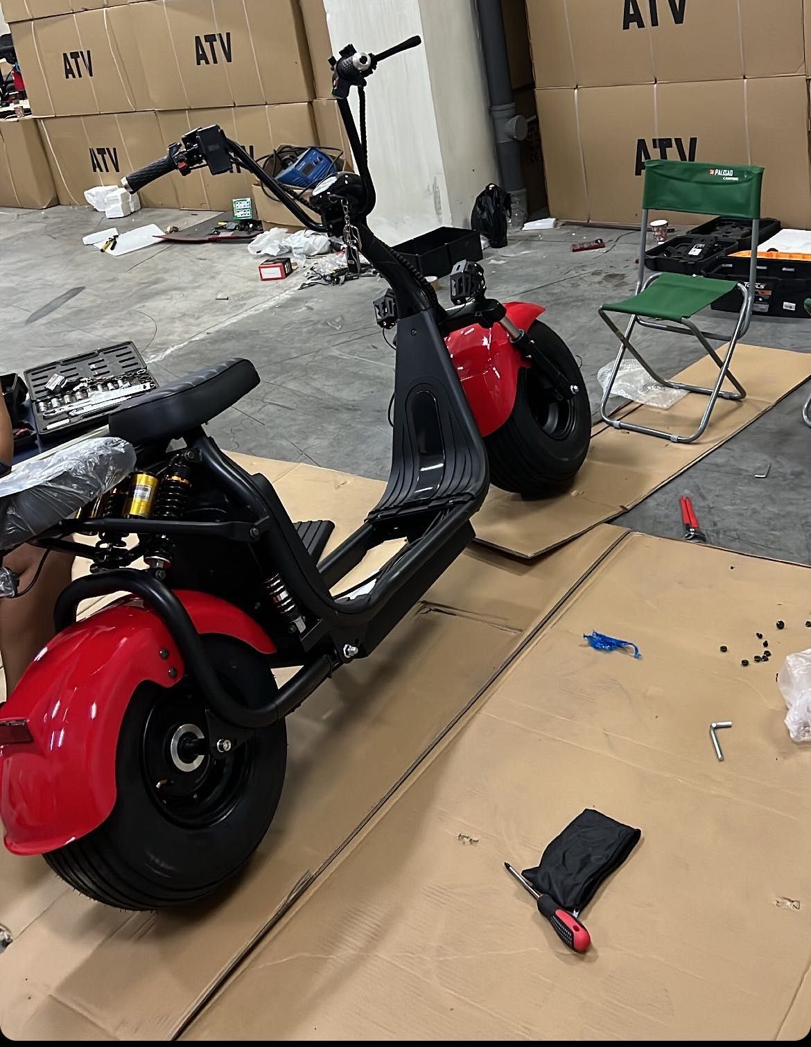 ЕЛЕКТРИЧЕСКИ СКУТЕР BIG CITY HARLEY-пробег70/80км,Bluetooth,65km/h