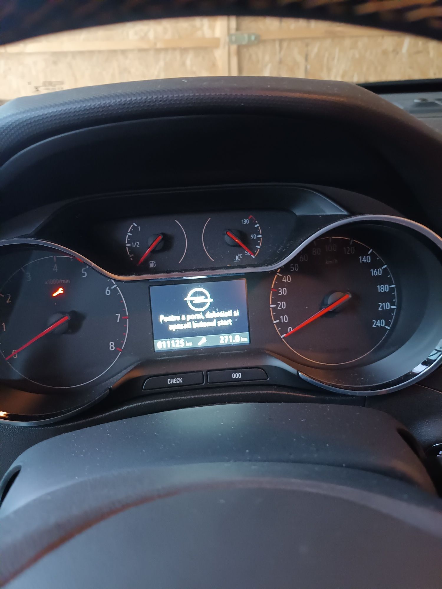 Opel crossland benzina