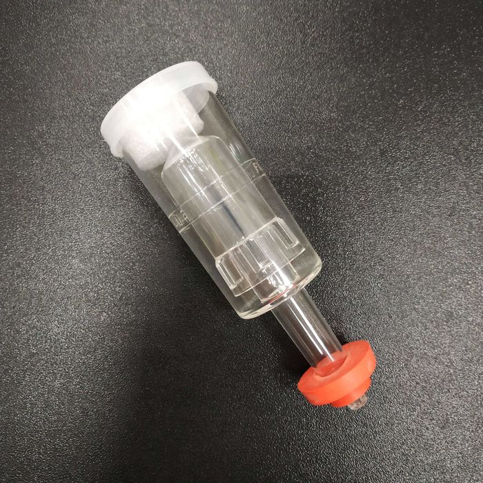 Гидрозатвор-трехсекционный с резинкой.