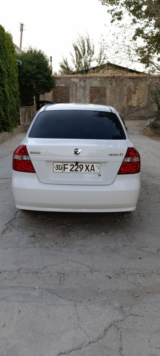 Продается Нексия 3