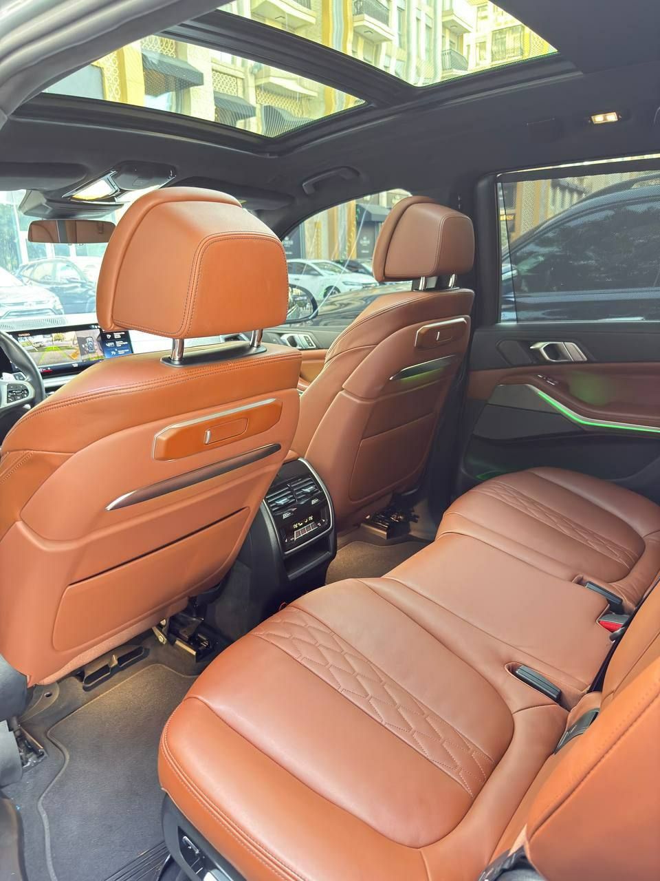 Bmw X7 2023 года