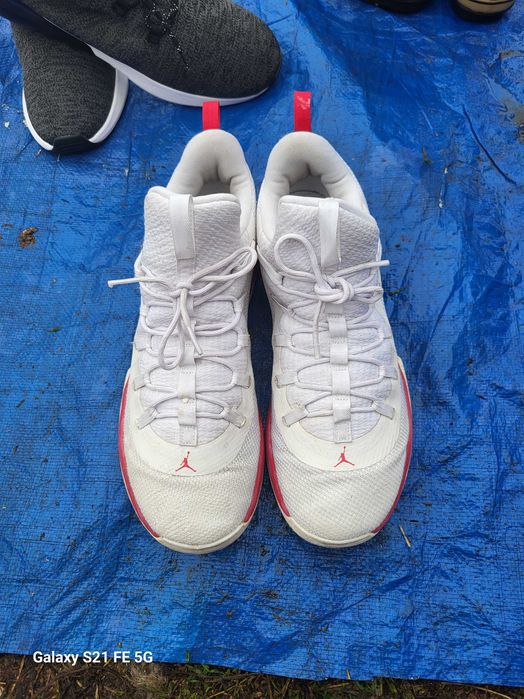 Adidas JORDAN marimea 47 100 ron