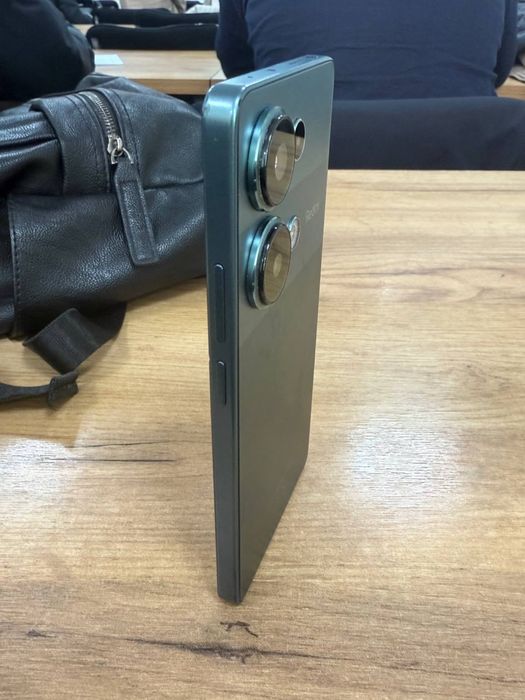 Продаю Xiaomi HyperOS