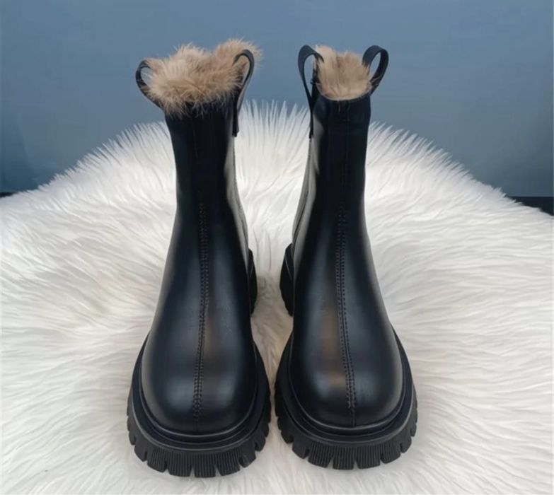 Стильные зимние сапожки с мехом, размер 38–38.5