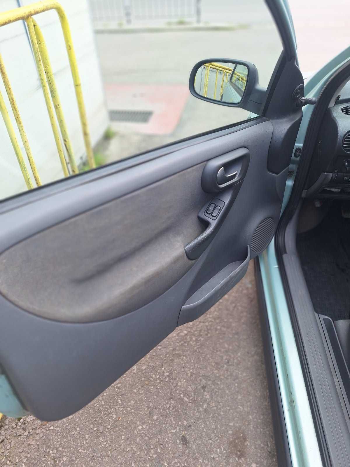 Opel Corsa 2001 г. с газова уредба Landi
