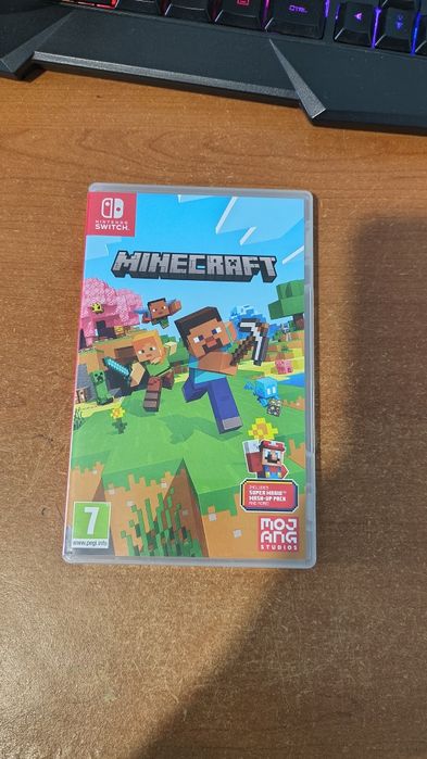 Нинтендо суич игри Minecraft , FC25 ,GTA the trilogy