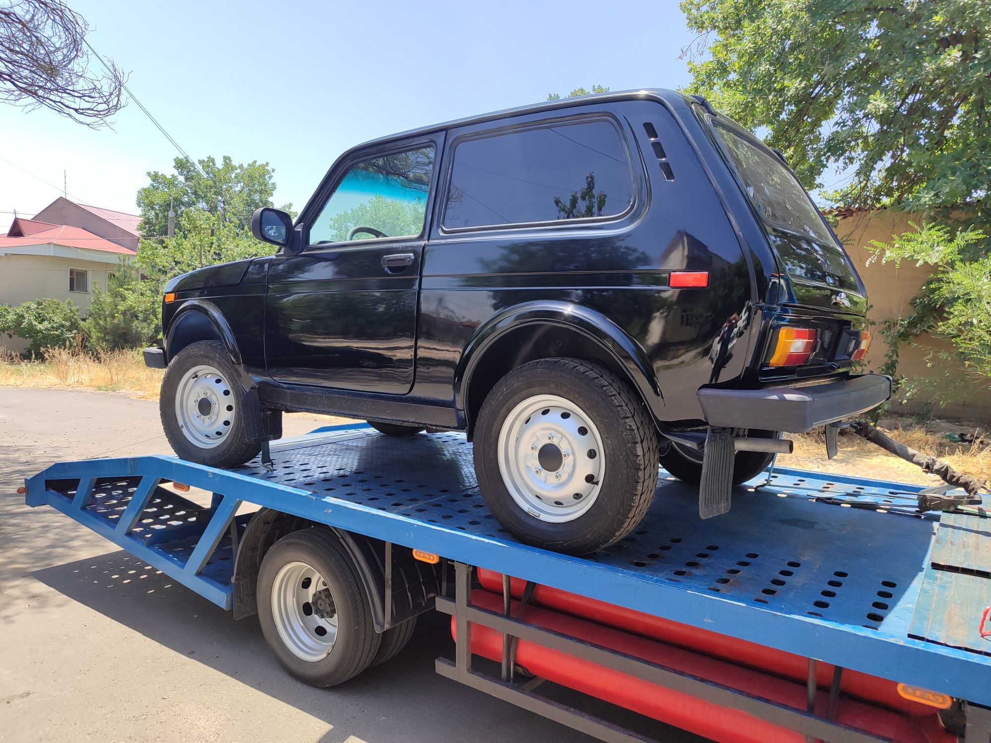 Продается автомобиль Нива в хорошем состоянии