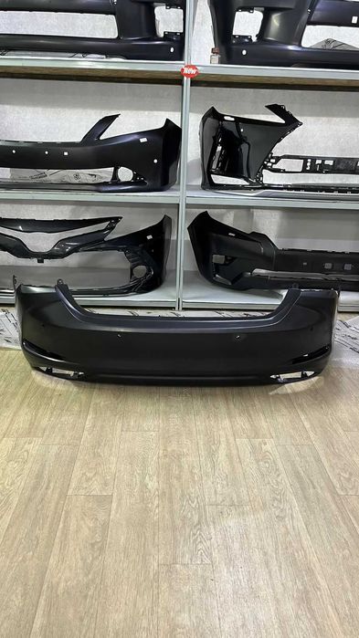 Задний бампер оригинал в идеальном состоянии Лексус ЕС Lexus ES