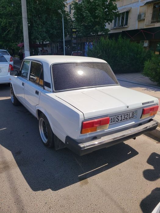 SOTILADI VAZ 2107. Yili 2008. Probeg 62000