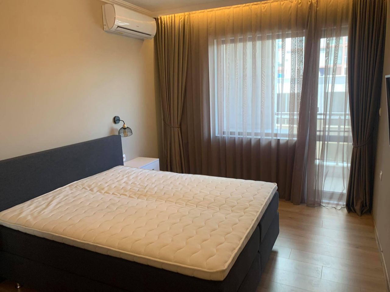 Дава се под наем Двустаен апартамент в Пловдив, Гагарин - 80 кв.м за 450 € - Снимка #3