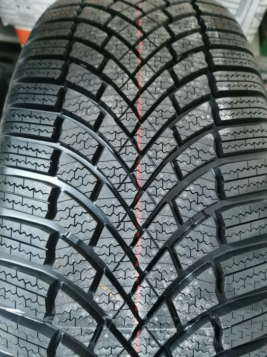 225 55 18 102v xl brigestone blizzak lm005 anvelope de iarna