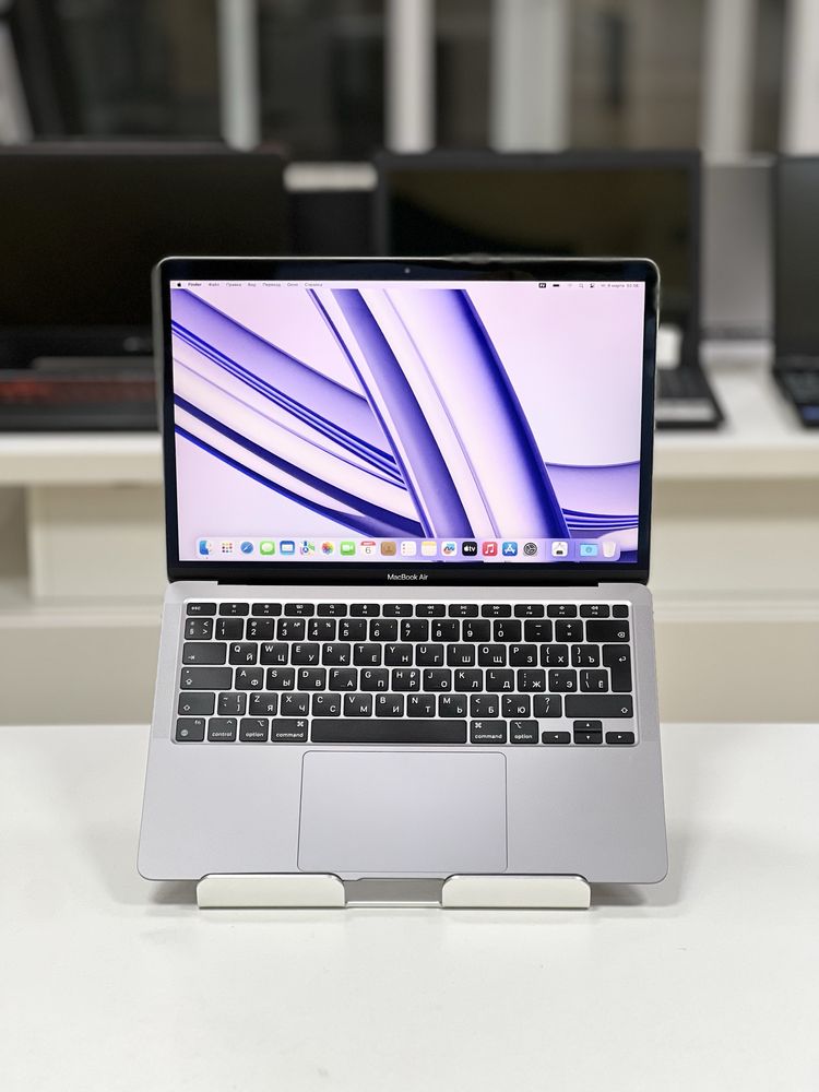 MacBook Air | 8 циклов | M1 | ОЗУ 8Gb | SSD 256Gb