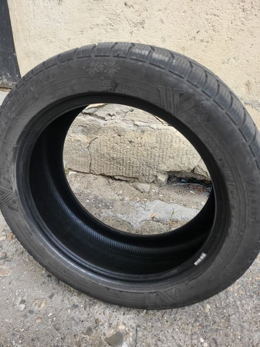 Anvelope Iarna 245/45/18