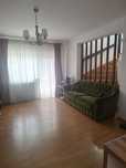 Casa de închiriat 3 camere, 2 balcoane, terasa