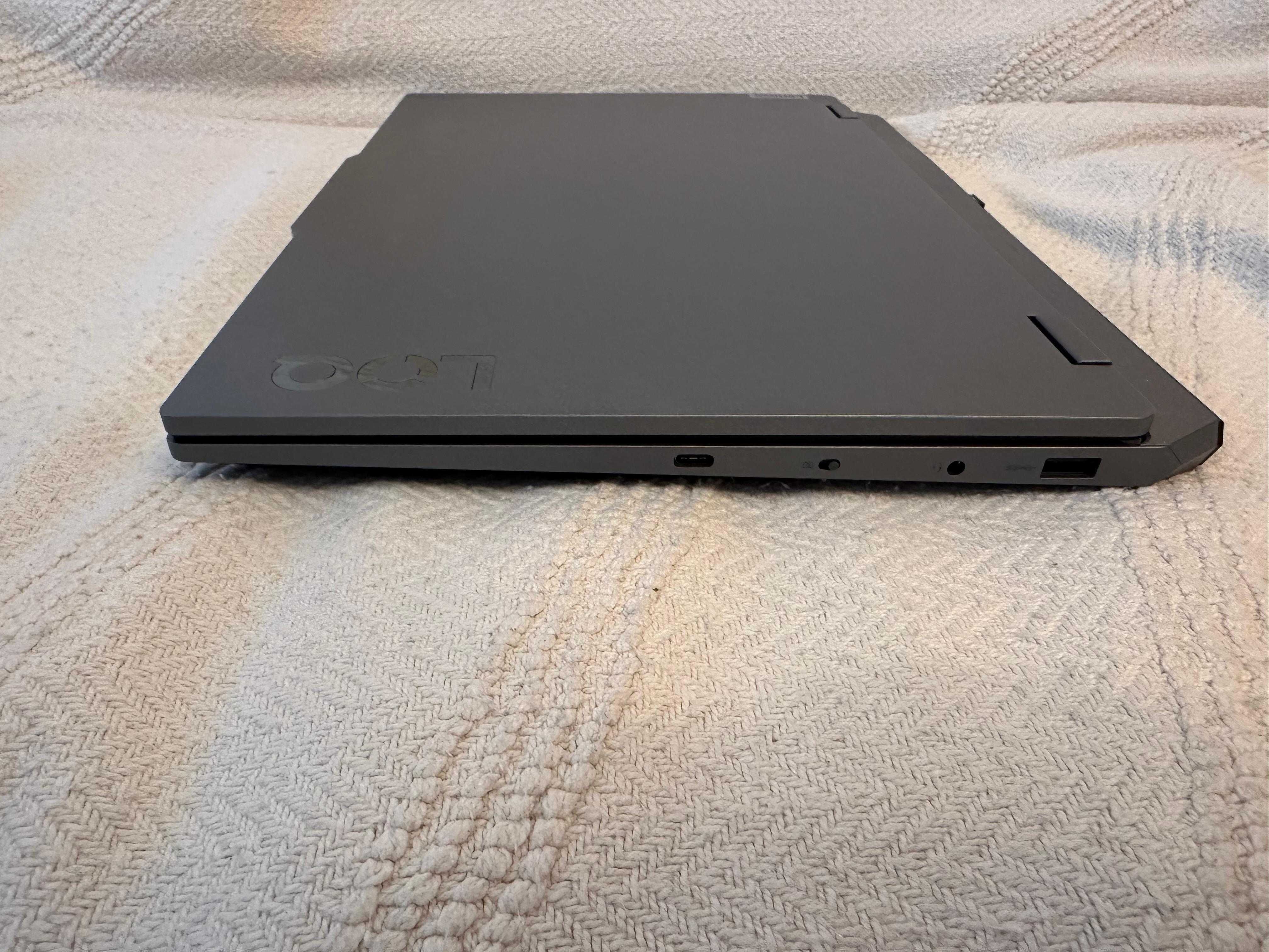 Laptop Gaming Lenovo LOQ Rayzen 7, RTX 4070, 24 GB RAM 1.5 TB