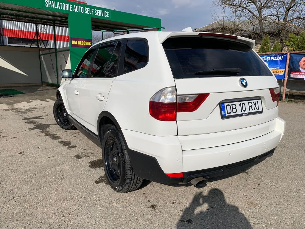 BMW X3 2.0 benzina 150 cai
Distri