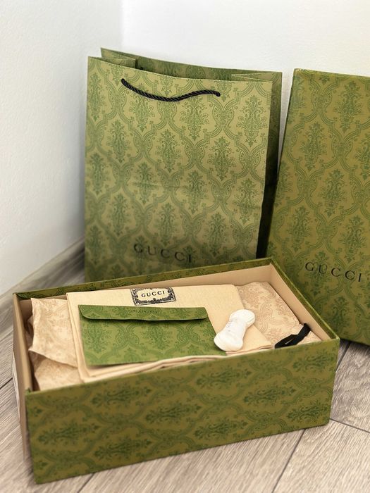 Hermes Oran - White
