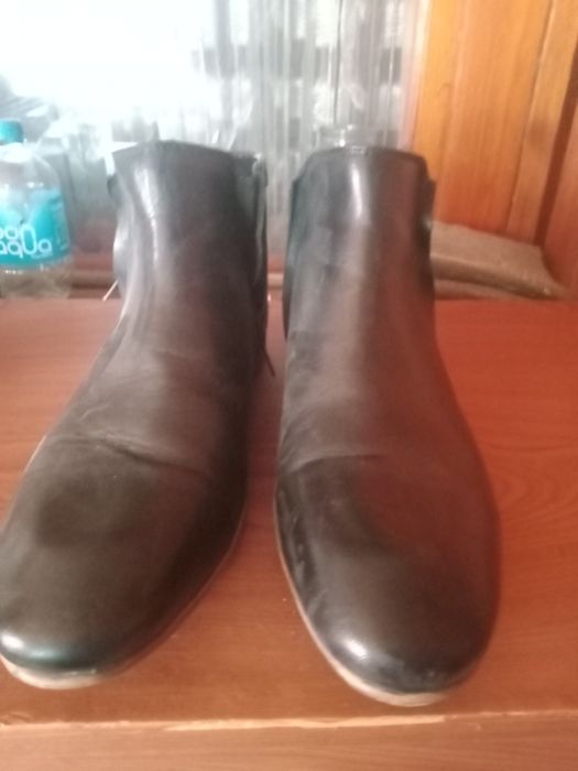 Продам классические весенние полуботинки