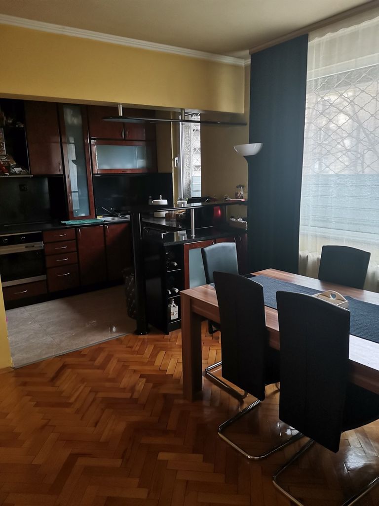 Продава се Тристаен апартамент в Перник, Калкас - 136 кв.м за 1023 €/кв.м - Снимка #13