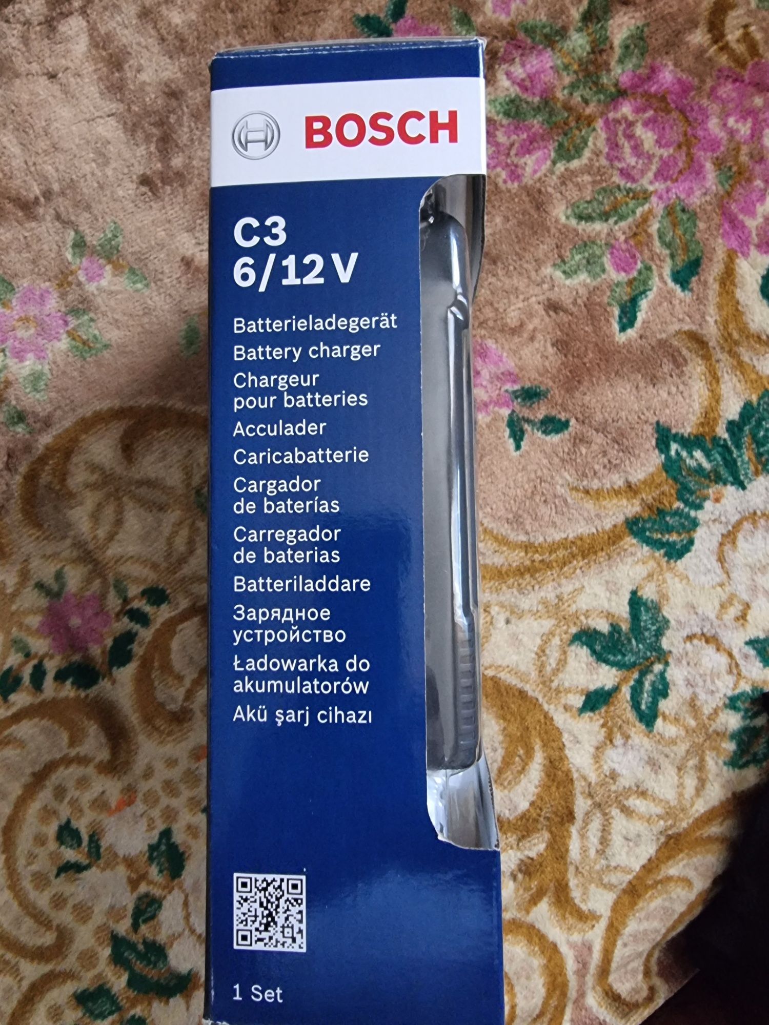 Автоматично зарядно BOSCH.