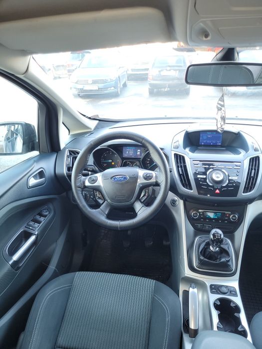 Ford Grand  C Max . 7 locuri