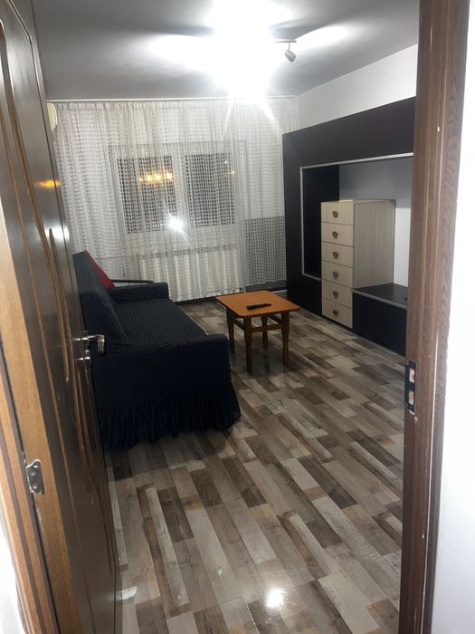 Inchiriez Apartament regim hotelier