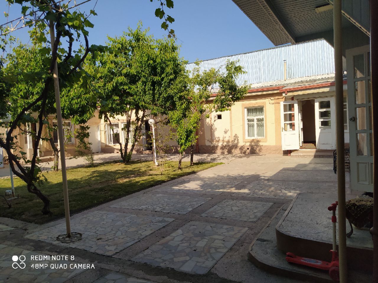 Hovli 6 sotixle 6*65.000$