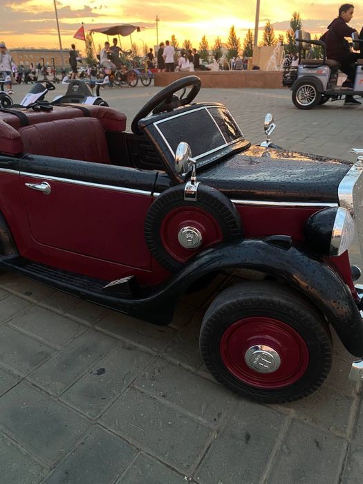 Продам детскую ретро машину